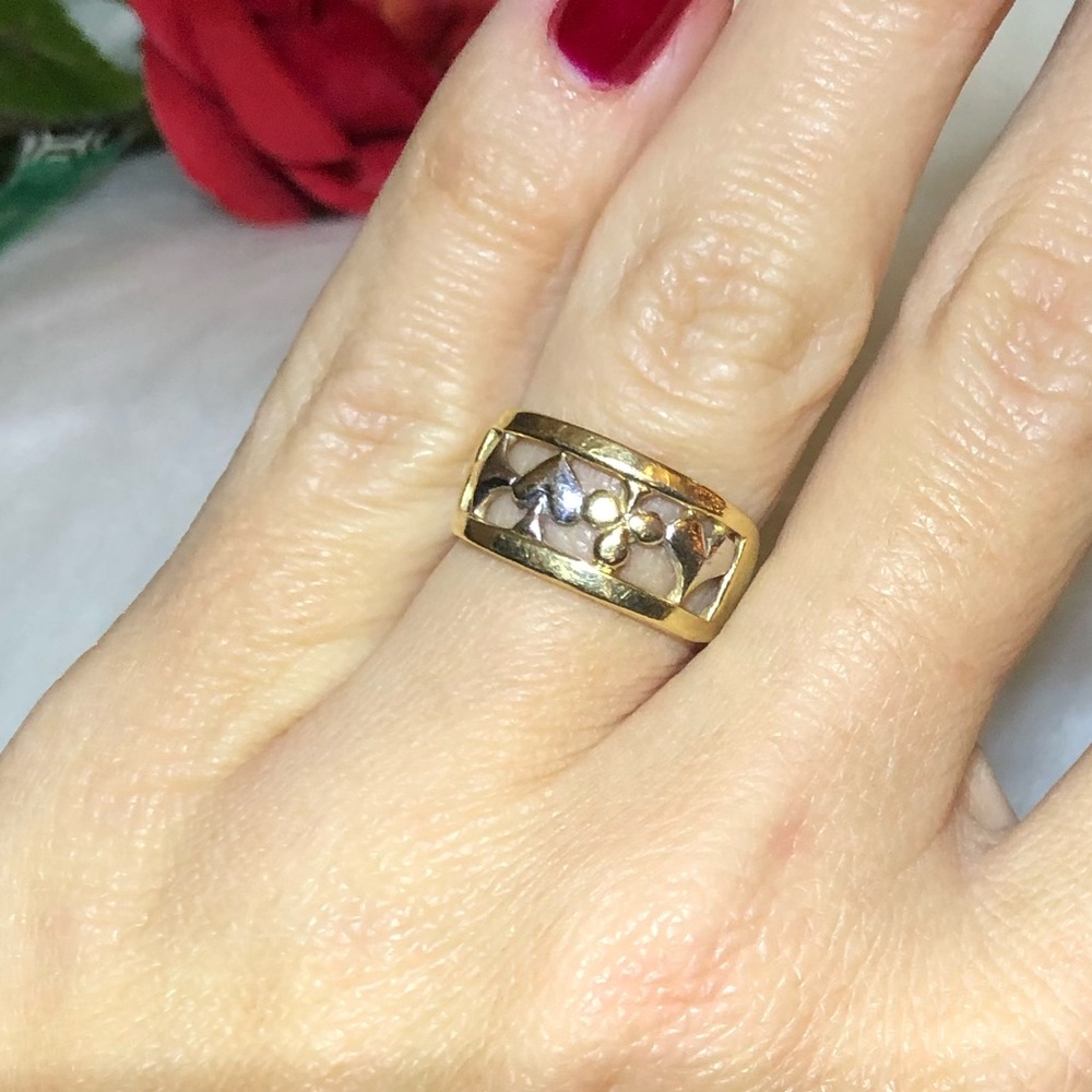 Gold suits ring - Picture 5 of 7